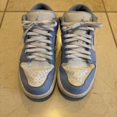 NIKE エアジョーダン1 水色のサムネイル