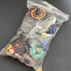 ジャンク品まとめ　メタルファイトベイブレードのサムネイル