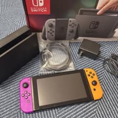 中古品Nintendo Switch 本体 パープル オレンジのサムネイル