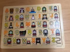 きかんしゃトーマス 木製アルファベットパズルのサムネイル