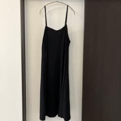 シンプル キャミワンピース ブラックのサムネイル