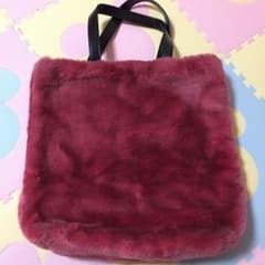 お値下げしました！お買い得！！ine インエ ファーバッグのサムネイル