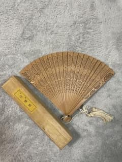 白檀扇 扇子 香木 桐箱入りのサムネイル