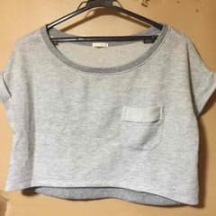 ショート丈トップスのサムネイル