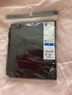 guレギンス未使用　ＸL スポーツのサムネイル