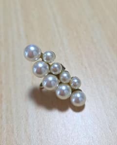 ホワイトパール風イヤーカフ