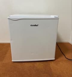 comfee1ドア冷蔵庫 2024年製 45L RCD45WH/E - メルカリ