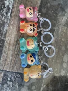 【値下げ】クレヨンしんちゃん めじるしアクセサリー 5種セットのサムネイル
