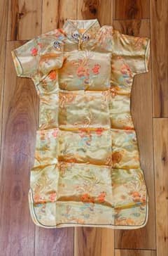 刺繍入りゴールドチャイナドレスのサムネイル