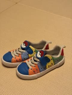 ポケモン キッズスニーカー H&M 17cmのサムネイル
