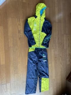 asics ウインドブレーカーのサムネイル