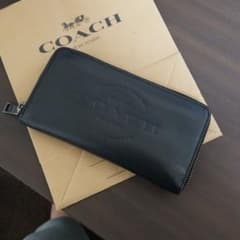 yuzu様専用COACHの長財布のサムネイル