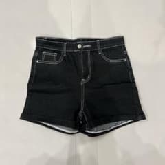 【新品】ブラックデニムショートパンツのサムネイル