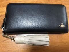 *値下げ*ヴィヴィアンウエストウッド長財布 美品のサムネイル