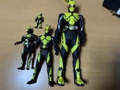 仮面ライダー ゼロワン フィギュア セットのサムネイル