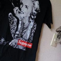 supreme teeのサムネイル