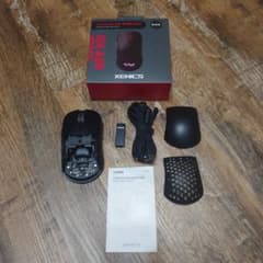 Xenics Titan GX Air Wireless 無線 ゲーミングマウスのサムネイル