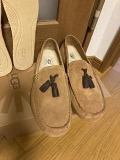 アロワナ様　専用★UGG  モカシン　新品のサムネイル