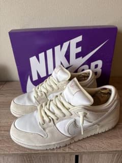 Dunk Low ダンク　ロー　バレンタイン　28cm SB 極美品　ゴールデン Dunk Low ダンク ロー バレンタイン 28cm SB 極美品 ゴールデン - メルカリ