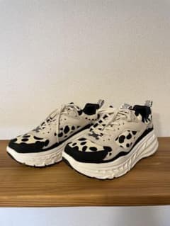 未使用】UGG ATMOS コラボ スニーカー ダルメシアン 27.5cm - メルカリ