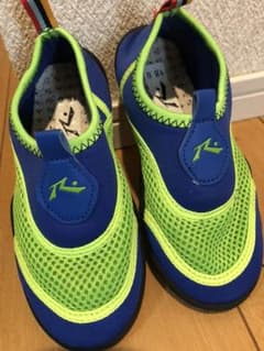 ラスティ　マリンシューズ　18センチ　黄色×青のサムネイル