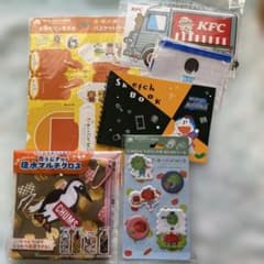 キャラクター　グッズセット　モスバーガー　ケンタッキーのサムネイル