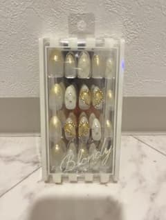 限定値下げ！ゴージャス‪☆Blondy ネイルチップ 20個入り ゴールドのサムネイル