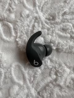 美品】Beats Fit Pro【右耳】セージグレー - メルカリ