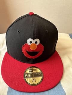 ニューエラ　セサミストリート　エルモ　コラボ　NEW ERA キャップのサムネイル