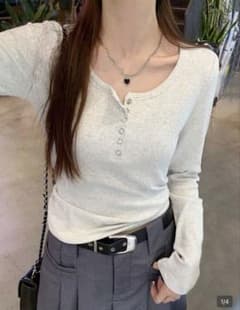 SHEIN 長袖 ヘンリーネック トップスのサムネイル