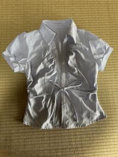 ストライプVネックシャツのサムネイル