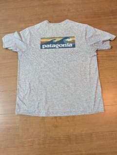 Patagonia Tシャツ グレー Lサイズのサムネイル