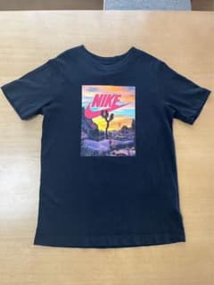 NIKE 半袖　子ども　キッズ　プリントTシャツのサムネイル