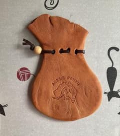AUSSIE POUCH カンガルーの金玉袋 ラッキーポーチ - メルカリ