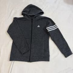 adidas グレー フード付きパーカー Sのサムネイル
