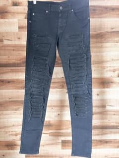 希少⭐︎CHEAP MONDAY メンズ スキニーデニム ダメージ加工 ブラック 