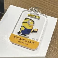 미니언 아크릴 키 체인 CAFE de CRIE 크리에