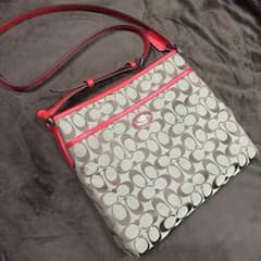 COACH ショルダーバッグのサムネイル