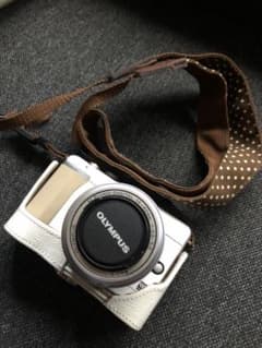 値値下げ OLYMPUS E−PL1 E-PL1 レンズキット WHITEのサムネイル