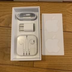 【お値下げ】iPhone 純正 イヤホン 充電器 コード 一式 6sのサムネイル