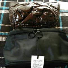バニティバッグ&ポーチのセットのサムネイル