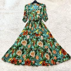 グレースコンチネンタル　オリエンタルフラワープリントワンピース ベルト グレースコンチネンタル オリエンタルフラワープリントワンピース