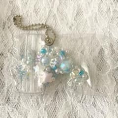 ハンドメイド キャンディチャーム ブルー系　キーホルダー　シャカシャカのサムネイル