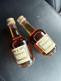 ヘネシー Hennessy コニャック ミニボトル 2本セット 未開栓のサムネイル