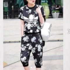 みかんさん専用♦adidasのサムネイル