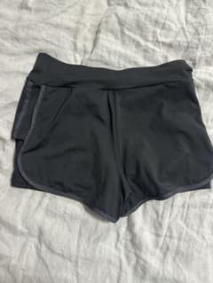 黒 ストレッチショートパンツ サイドポケット付きのサムネイル