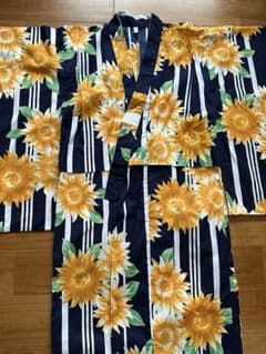 浴衣　女の子120  帯付き　ひまわり　紺色のサムネイル
