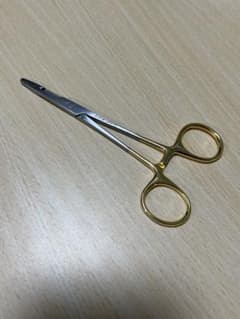 持針器　オペの練習にのサムネイル