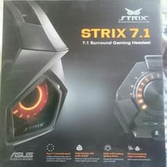 ASUS STRIX 7.1 サラウンドヘッドセット(箱、付属品付き)のサムネイル