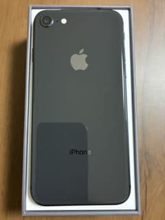Apple iPhone 8 本体　64GBのサムネイル